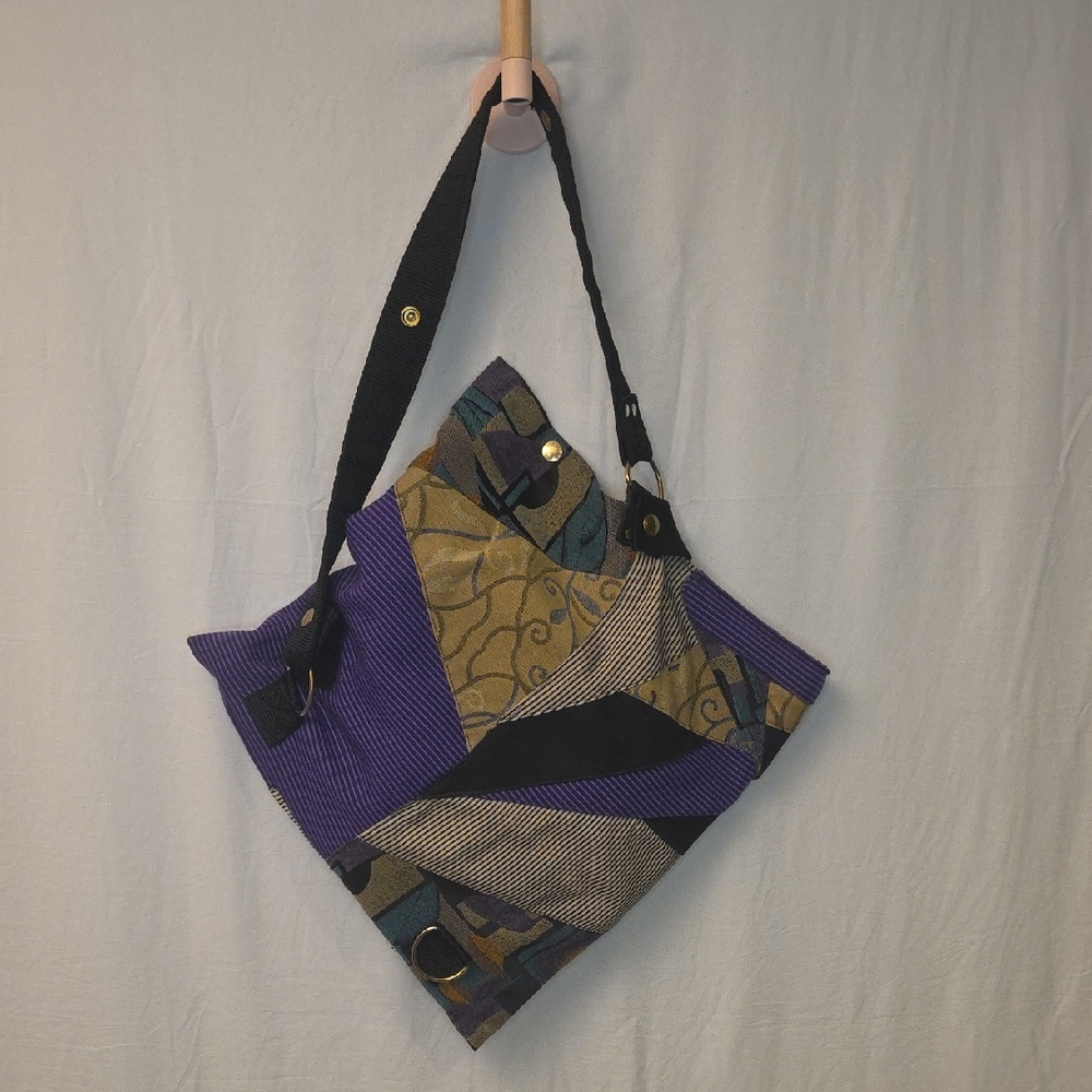 Geometric CAROGI Patchwork Shoulder Bag in Purple and Black